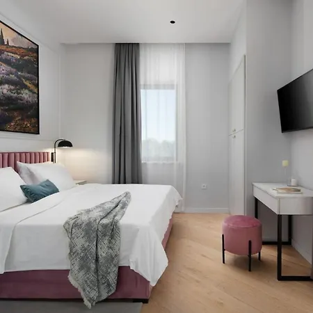 Luxury Valens With Wellness In Tinjan Radetici