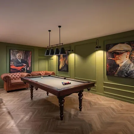 Luxury Valens With Wellness In Tinjan Villa *