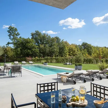 Luxury Valens With Wellness In Tinjan Radetići