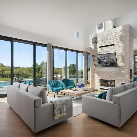 Villa Luxury Valens With Wellness In Tinjan Radetici