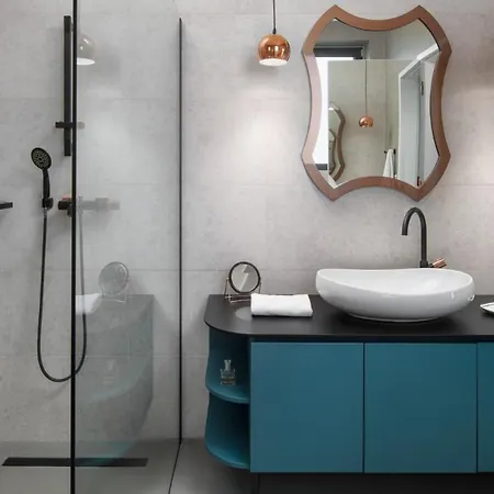 Luxury Valens With Wellness In Tinjan Villa *
