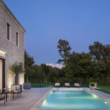 Villa Luxury Valens With Wellness In Tinjan Radetici