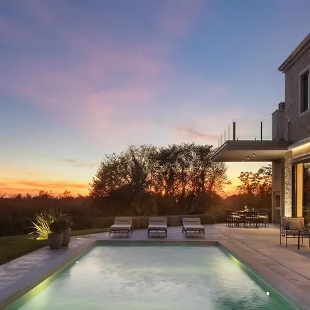 Villa Luxury Valens With Wellness In Tinjan *